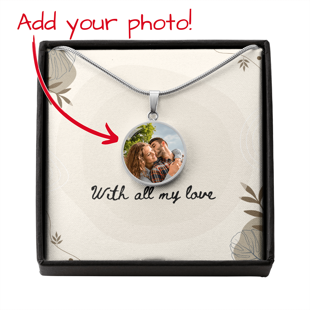 Personalized jewelry is the ultimate timeless keepsake, cherished for its deep personal significance and enduring sentiment.